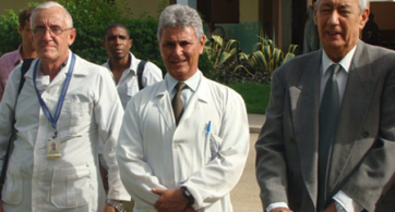 Salvador Gonzales Pal (neurólogo), Pérez Milán (psiquiatra) y Ricardo Gonzales Menéndez (psiquiatra)