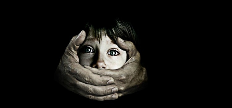 ¿Qué consecuencias puede traer el abuso infantil a largo plazo?